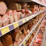exclusiv un brailean a furat alimente in valoare de 1300 de lei din 4 hypermarketuri antricot de vita ciocolata si conserve de ton individul condamnat la 9 luni cu suspendare stiri braila